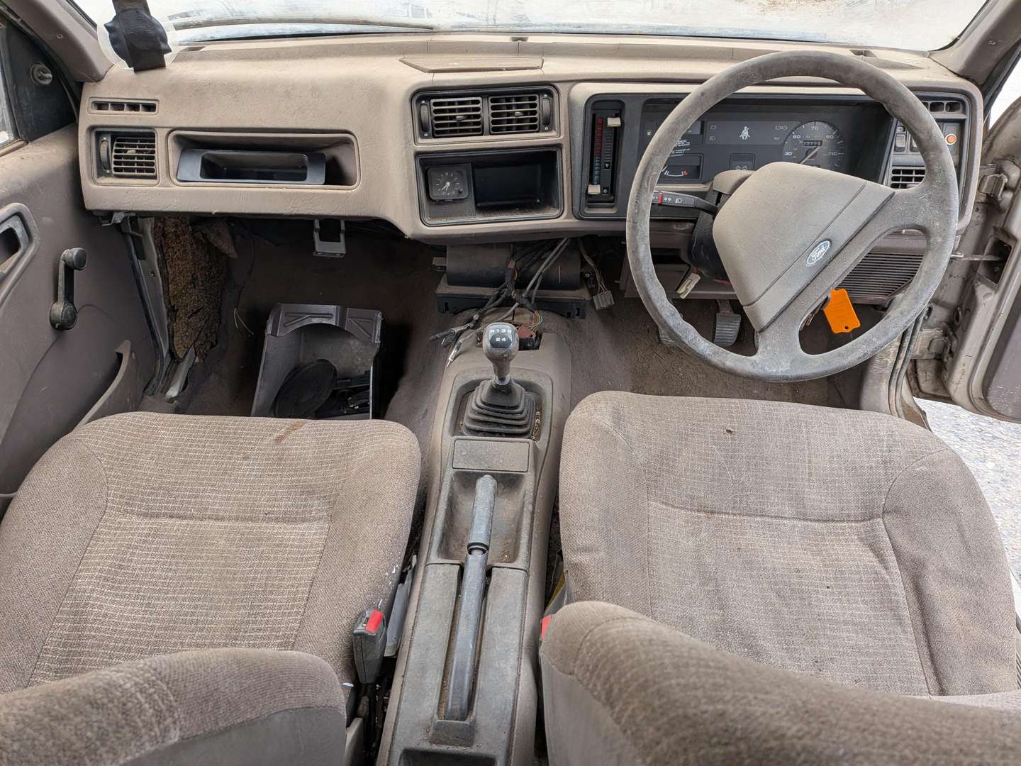 <p>1985 FORD SIERRA ESTATE</p>