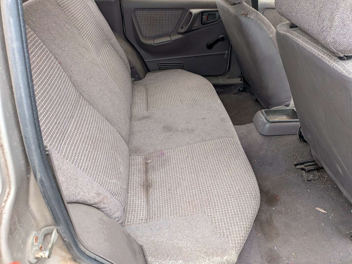 <p>1985 FORD SIERRA ESTATE</p>