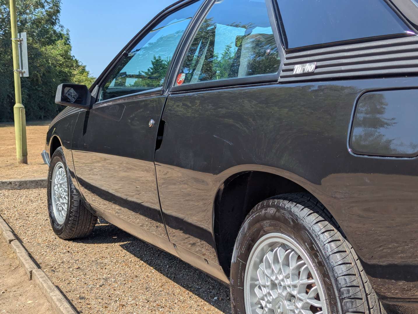 <p>1984 RENAULT FUEGO TURBO</p>
