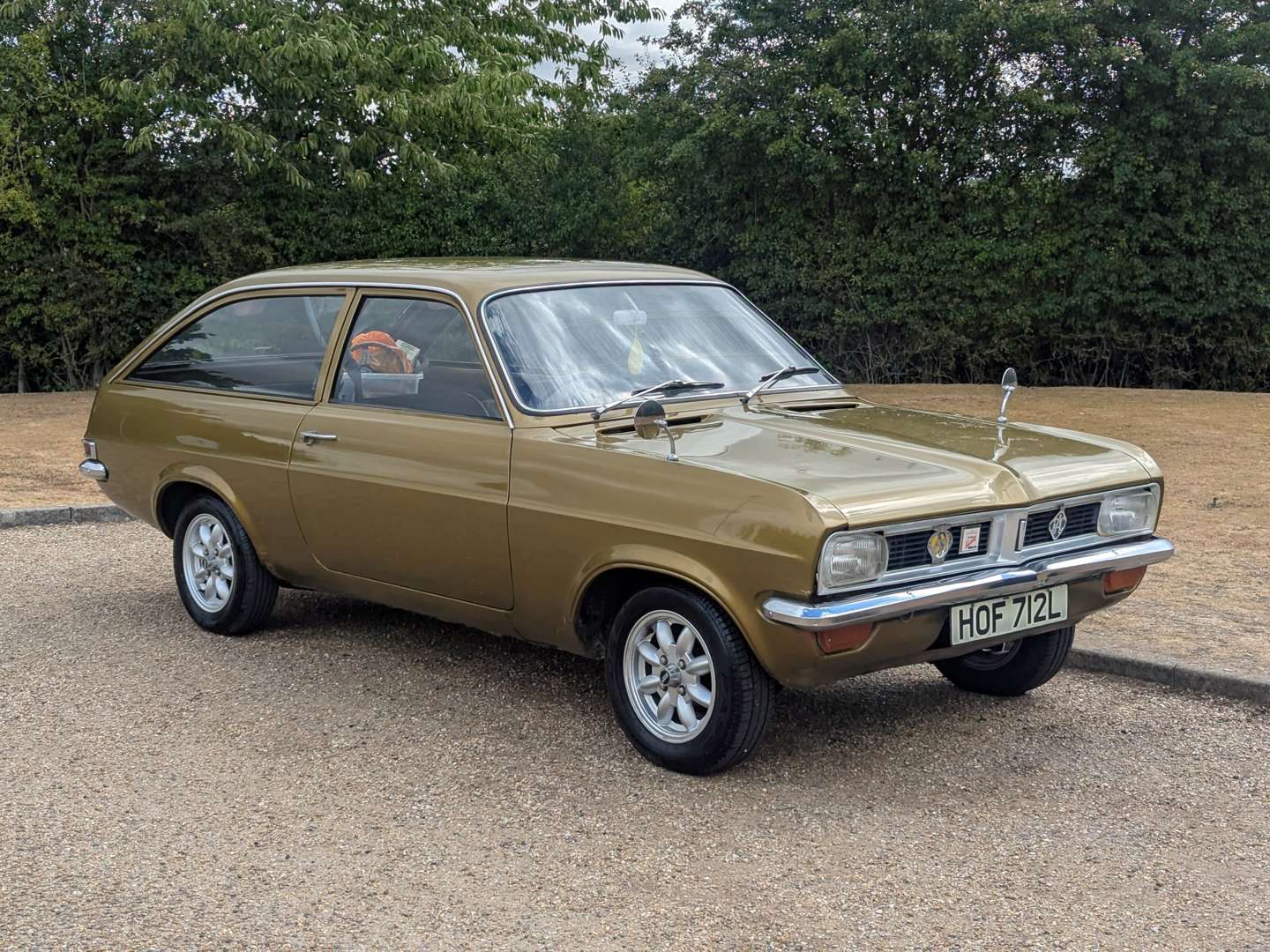 <p>1973 VAUXHALL VIVA ESTATE</p>