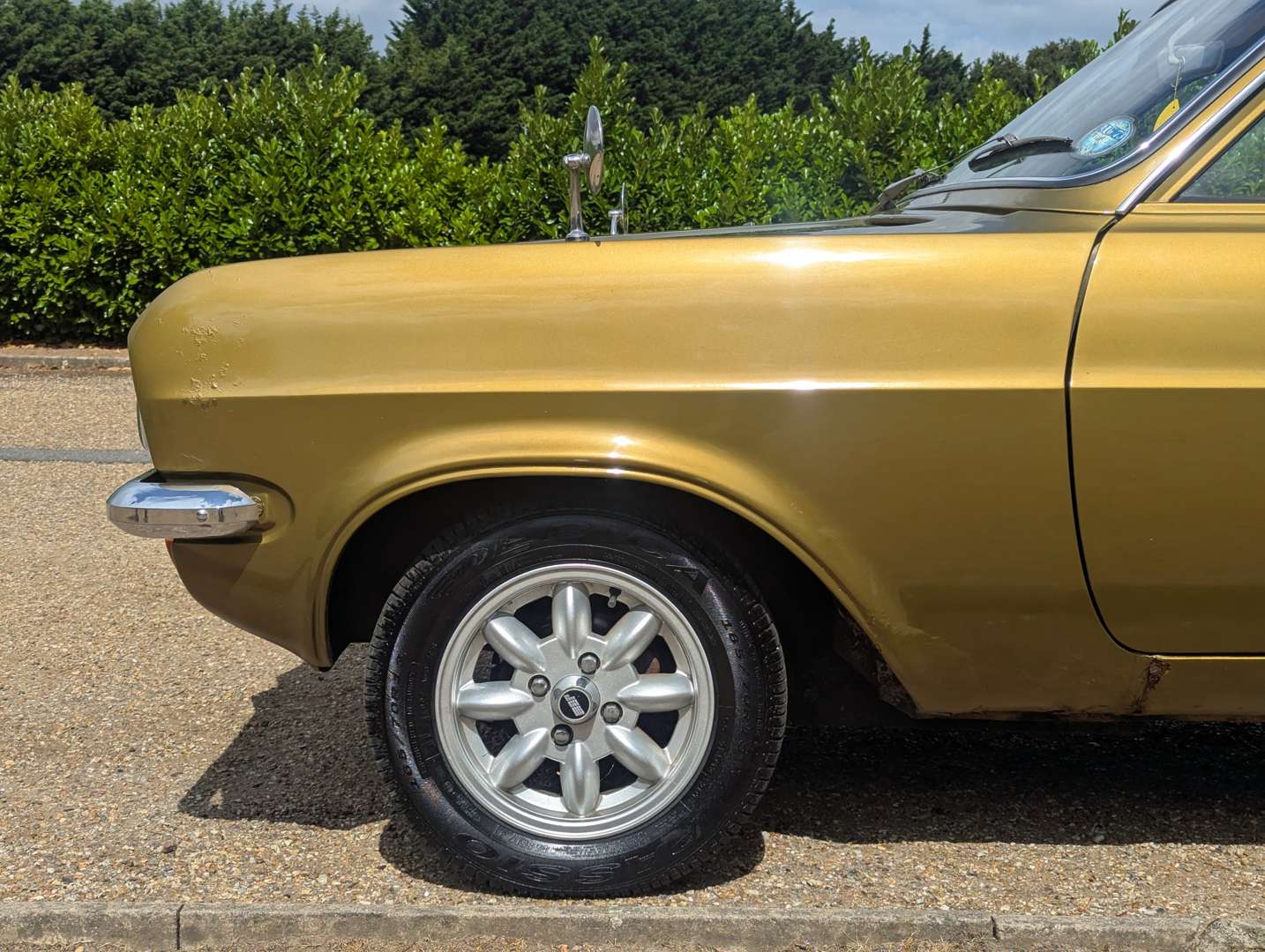 <p>1973 VAUXHALL VIVA ESTATE</p>