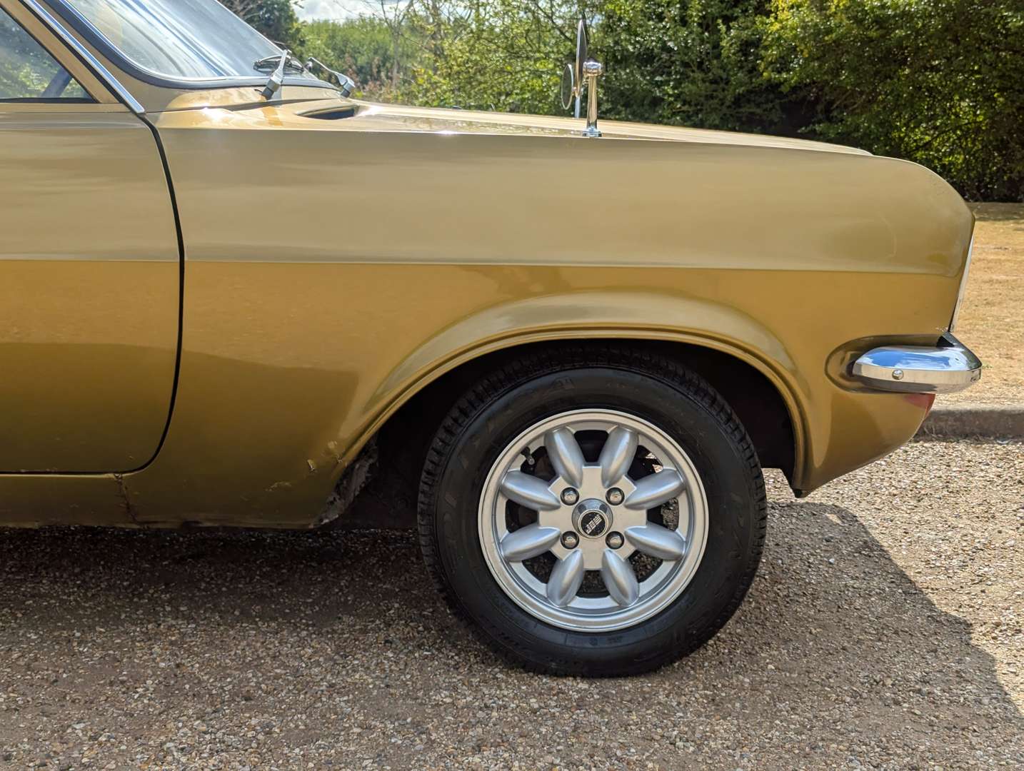 <p>1973 VAUXHALL VIVA ESTATE</p>