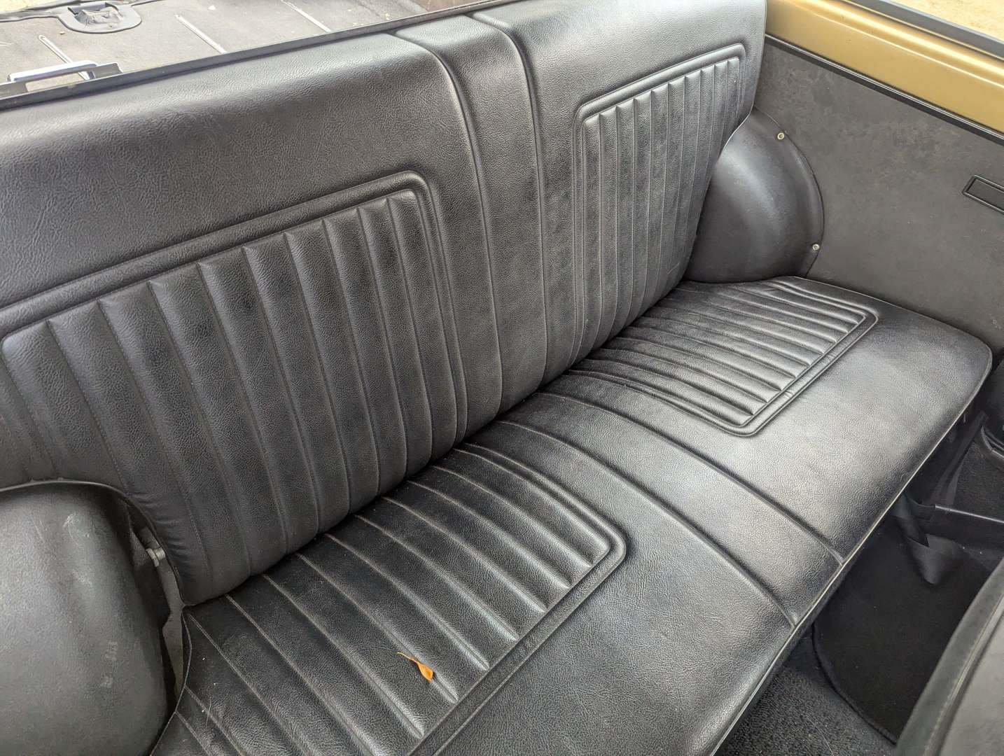 <p>1973 VAUXHALL VIVA ESTATE</p>