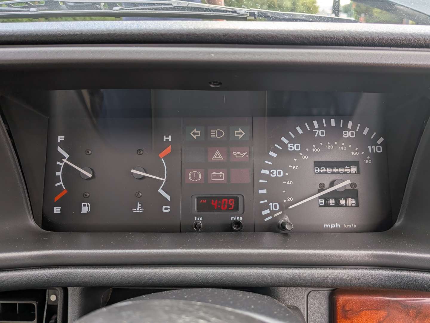 <p>1997 ROVER 100 ASCOT SE</p>