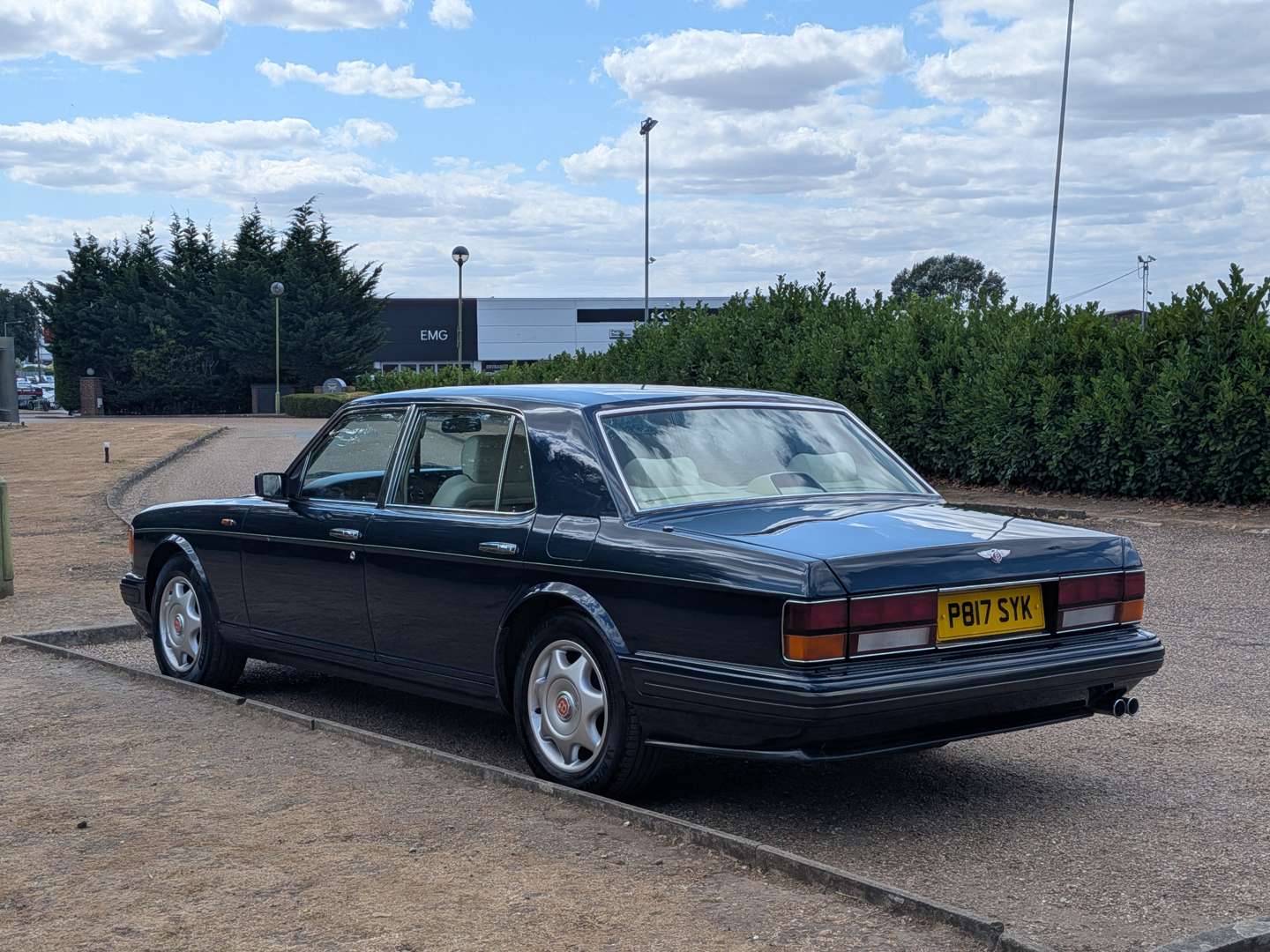 <p>1997 BENTLEY TURBO R LWB</p>