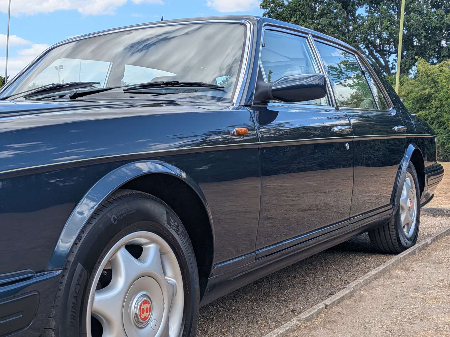 <p>1997 BENTLEY TURBO R LWB</p>
