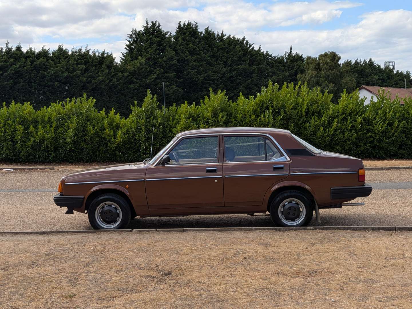 <p>1980 MORRIS ITAL HL</p>