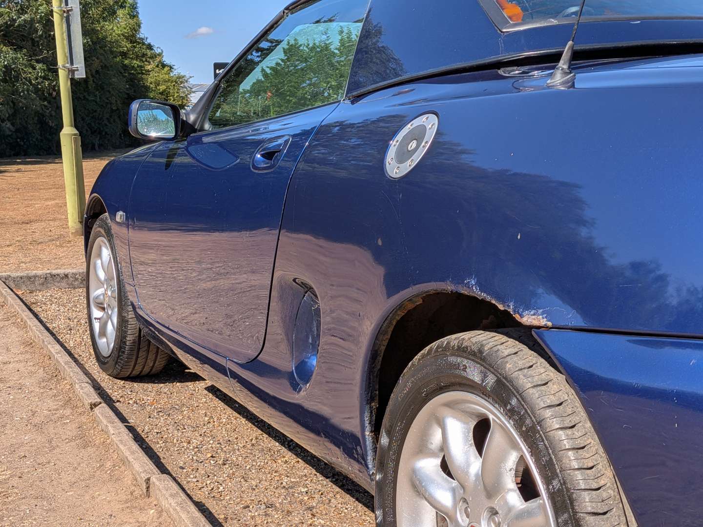<p>1999 MG F</p>