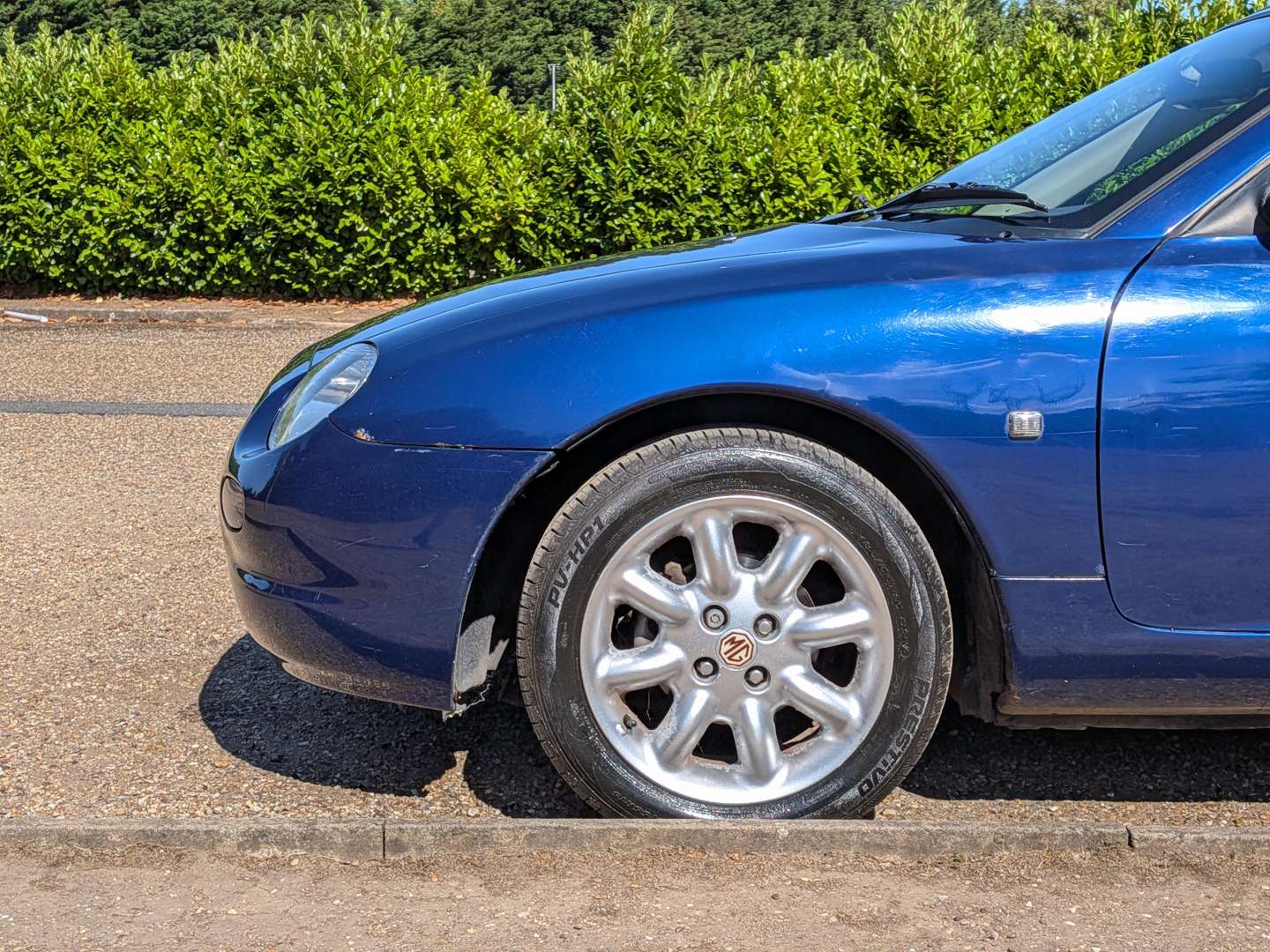 <p>1999 MG F</p>