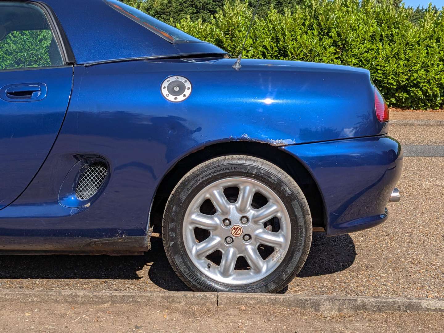 <p>1999 MG F</p>