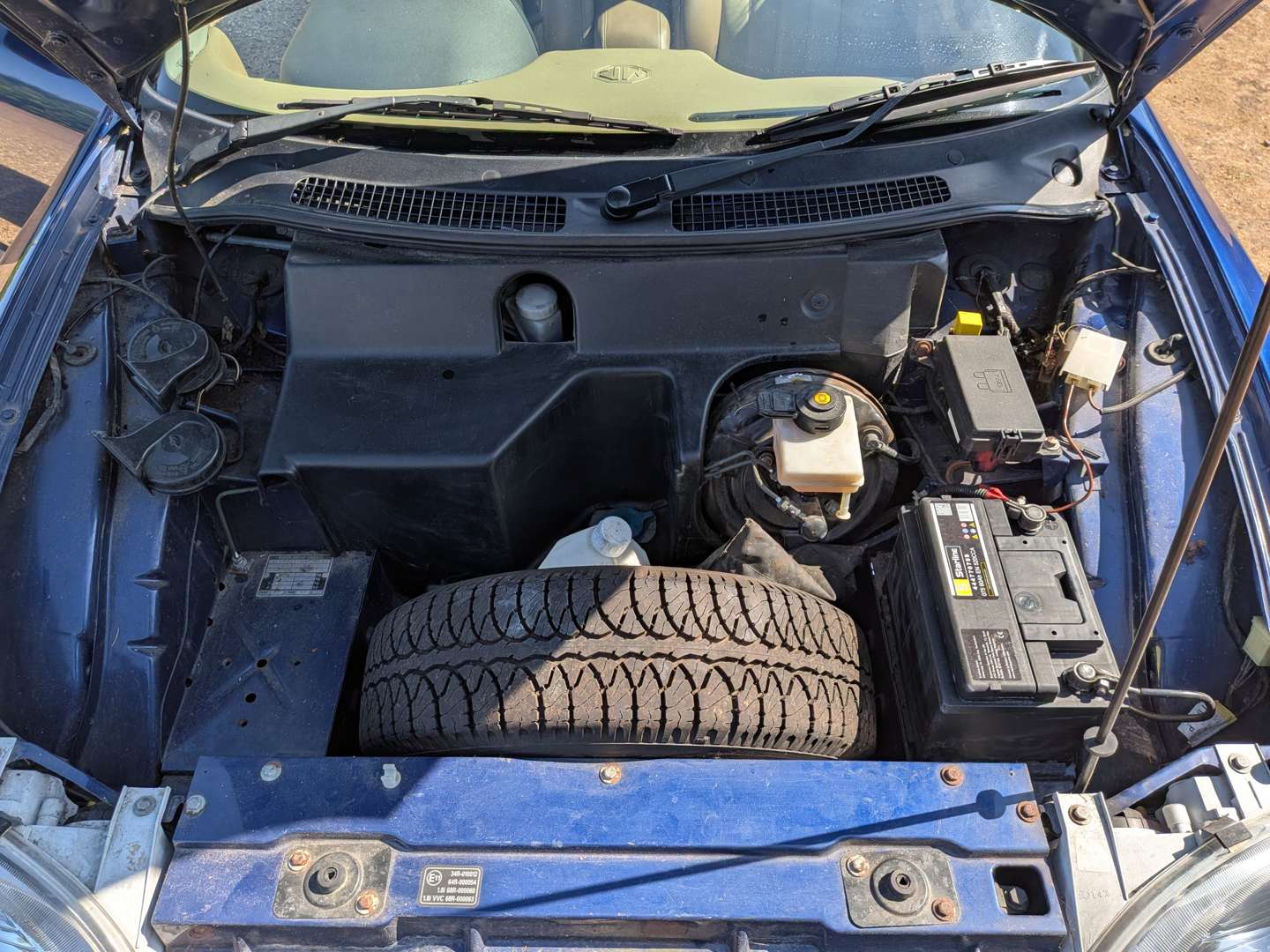 <p>1999 MG F</p>