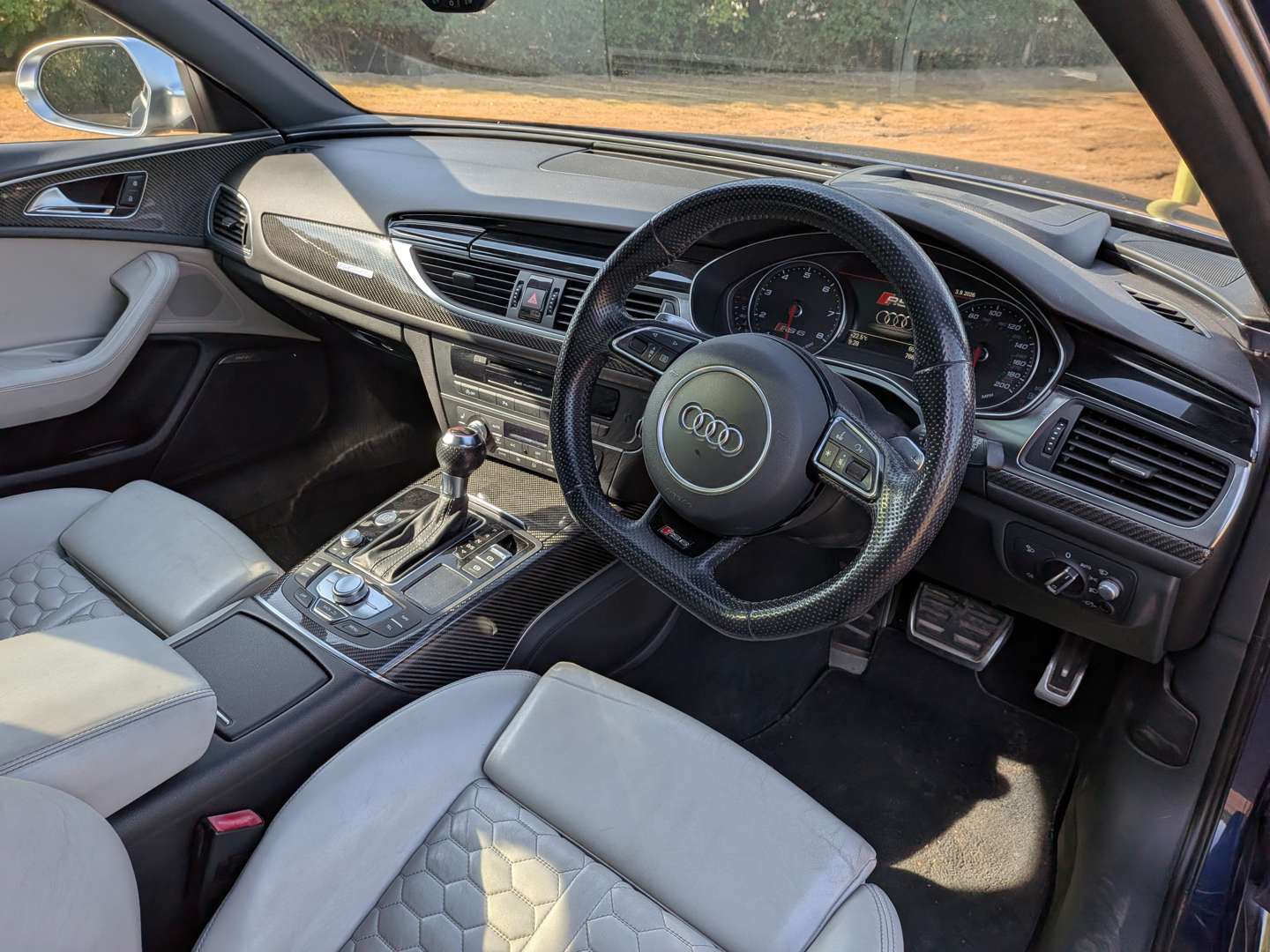 <p>2014 AUDI RS6 TFSI V8 QUATTRO AUTO</p>