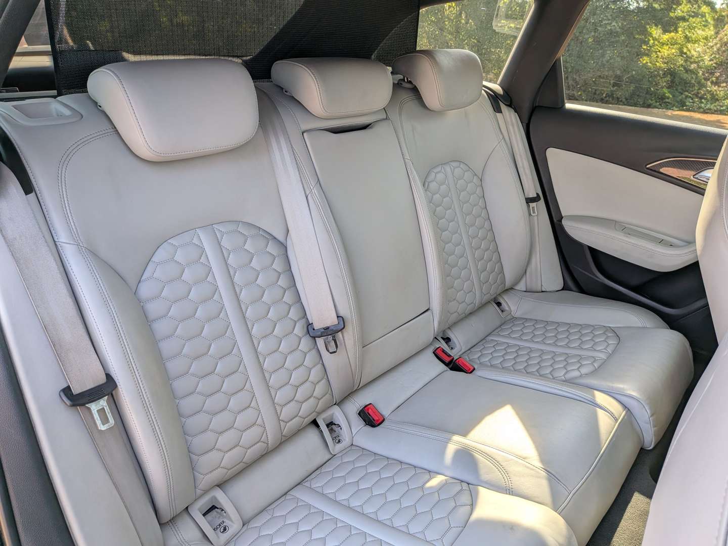 <p>2014 AUDI RS6 TFSI V8 QUATTRO AUTO</p>