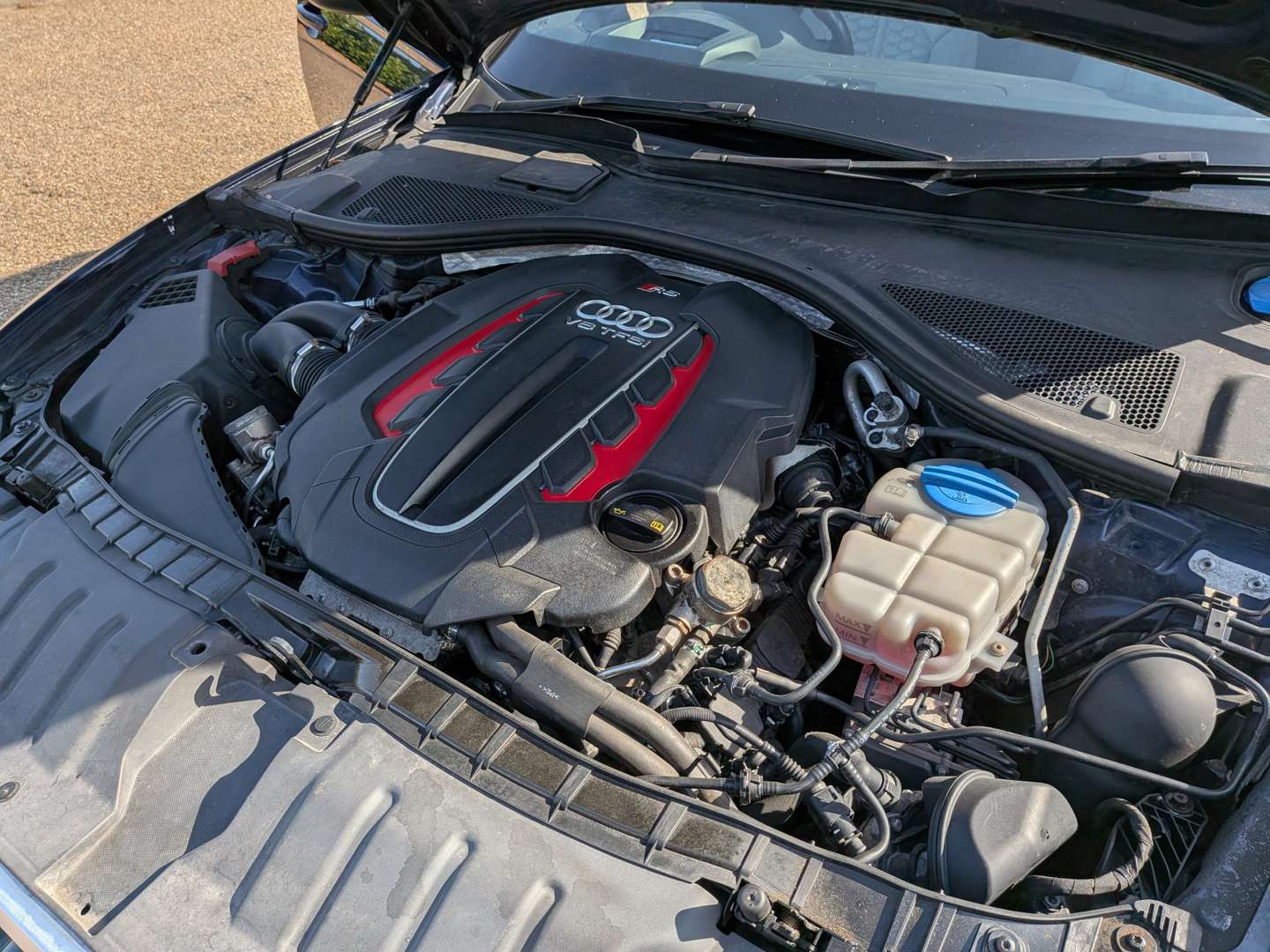 <p>2014 AUDI RS6 TFSI V8 QUATTRO AUTO</p>