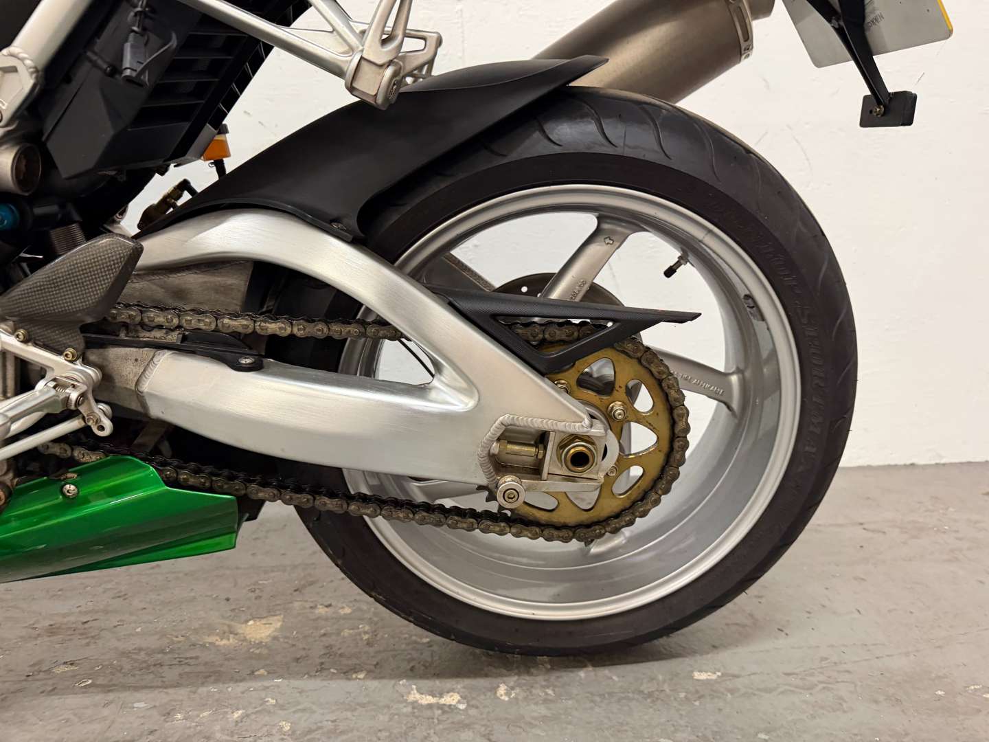 <p>2005 BENELLI TORNADO TRE NOVECENTO</p>