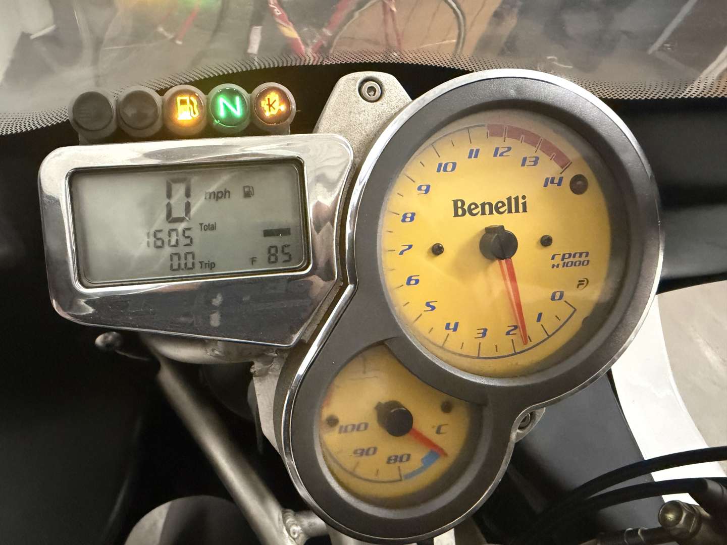 <p>2005 BENELLI TORNADO TRE NOVECENTO</p>