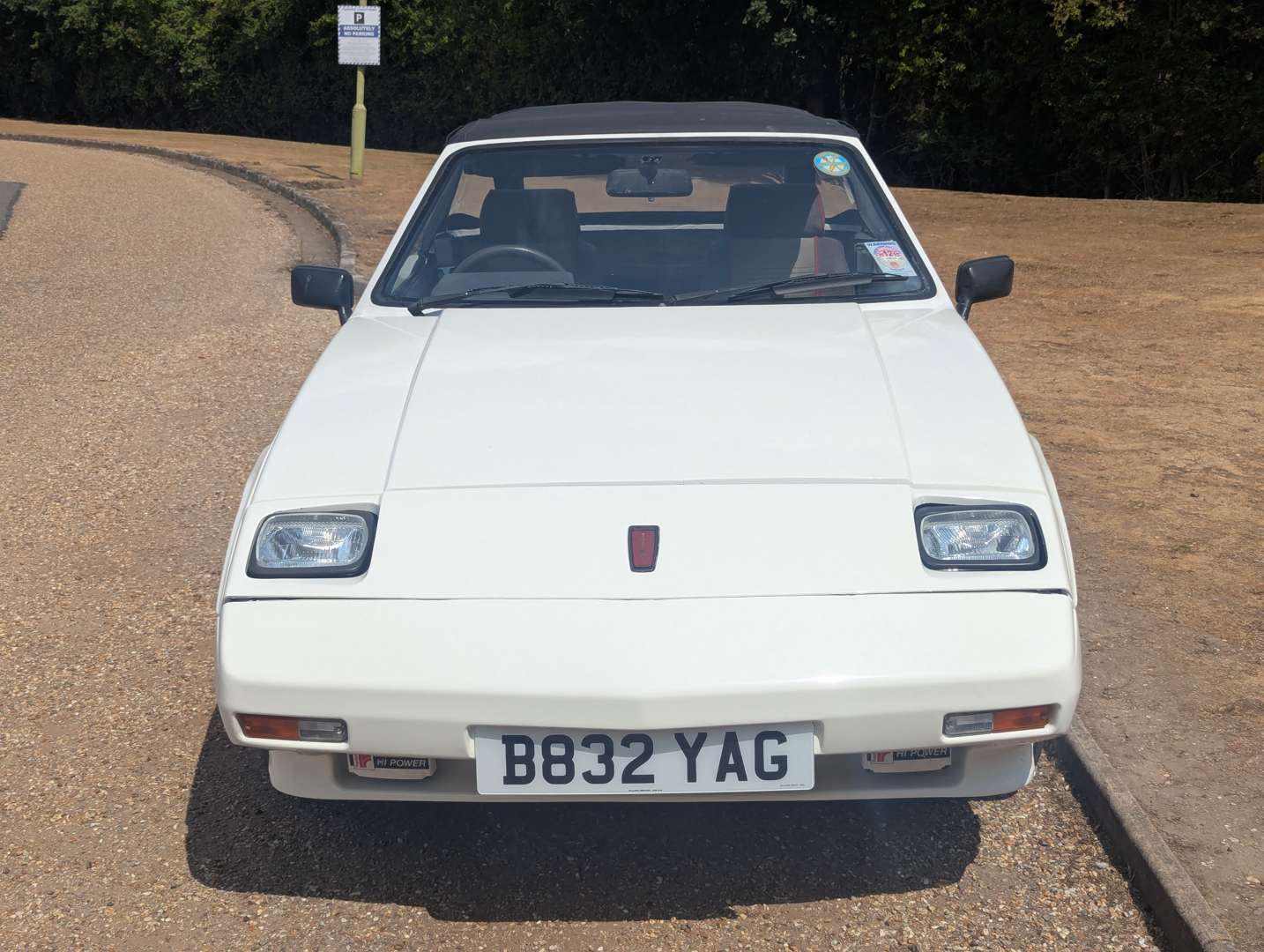 <p>1985 RELIANT SCIMITAR SS1</p>