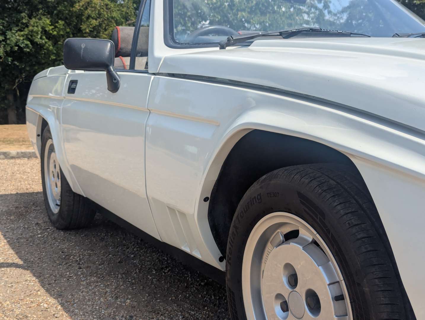 <p>1985 RELIANT SCIMITAR SS1</p>