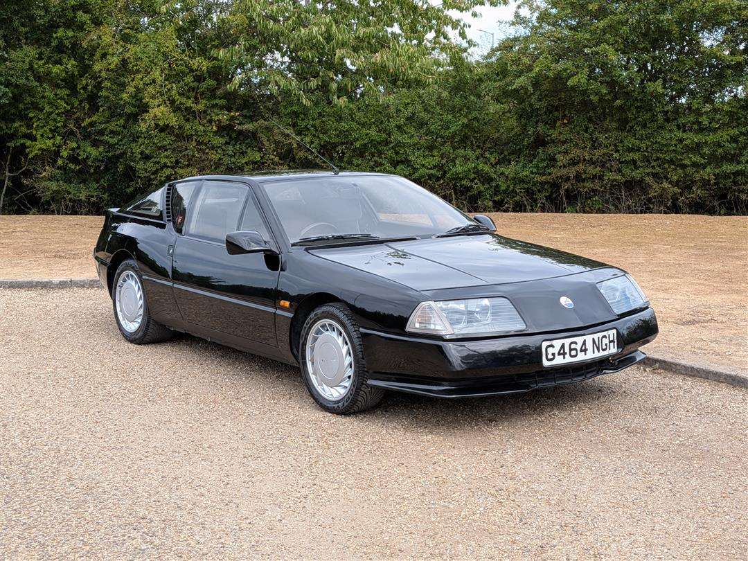 <p>1989 RENAULT GTA V6</p>