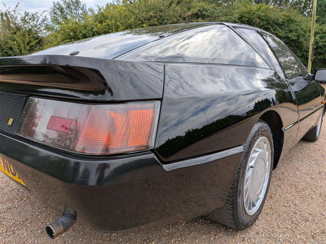 <p>1989 RENAULT GTA V6</p>