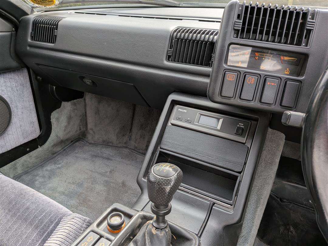 <p>1989 RENAULT GTA V6</p>