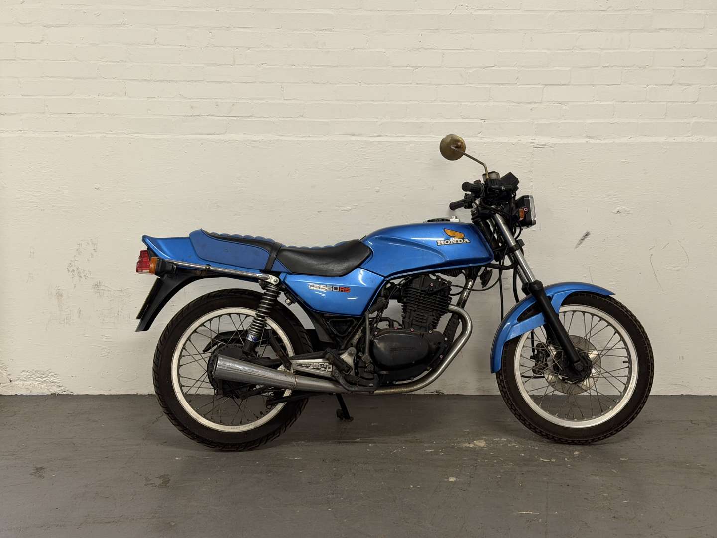 <p>1981 HONDA CB250 RS</p>