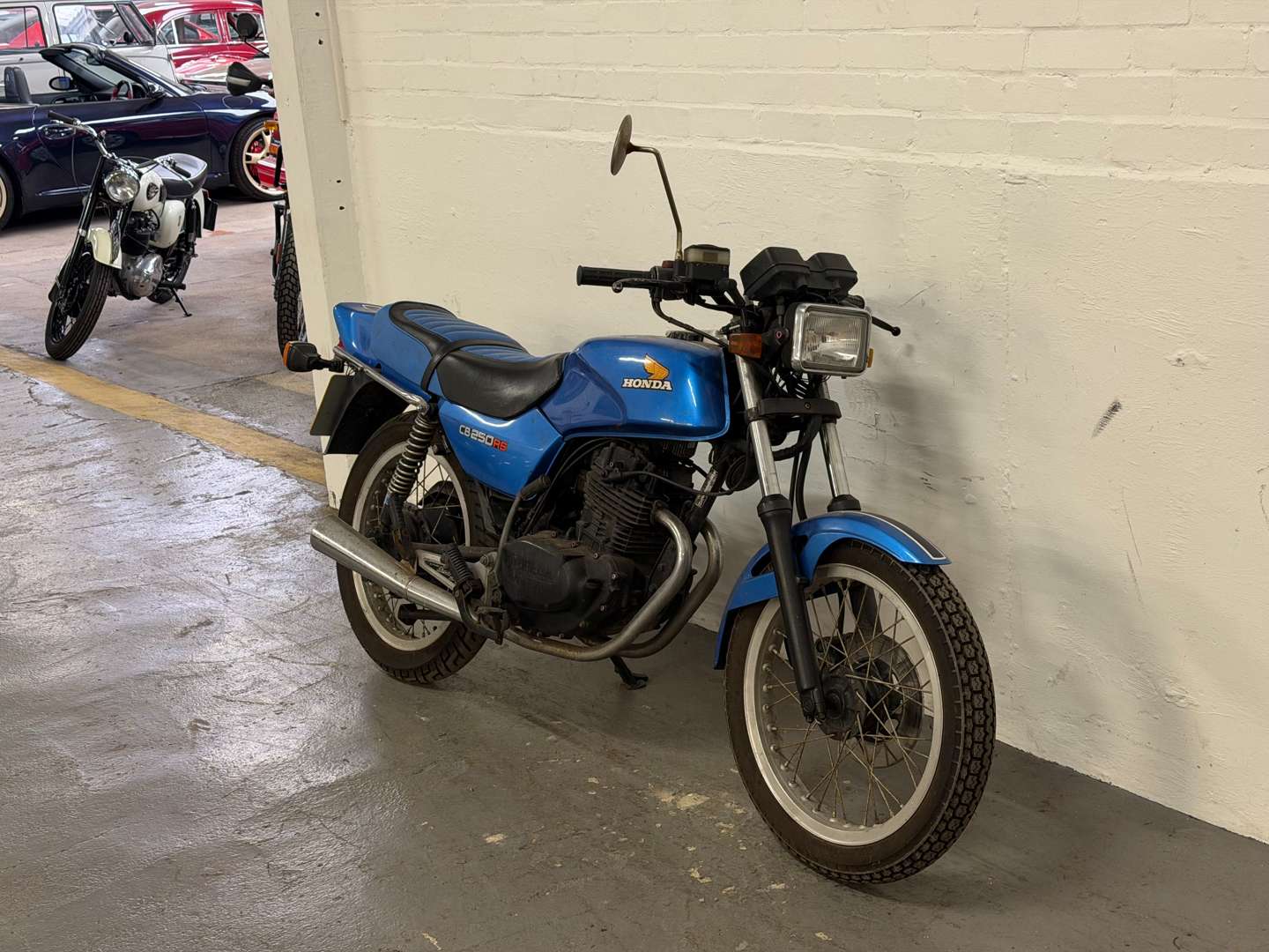 <p>1981 HONDA CB250 RS</p>