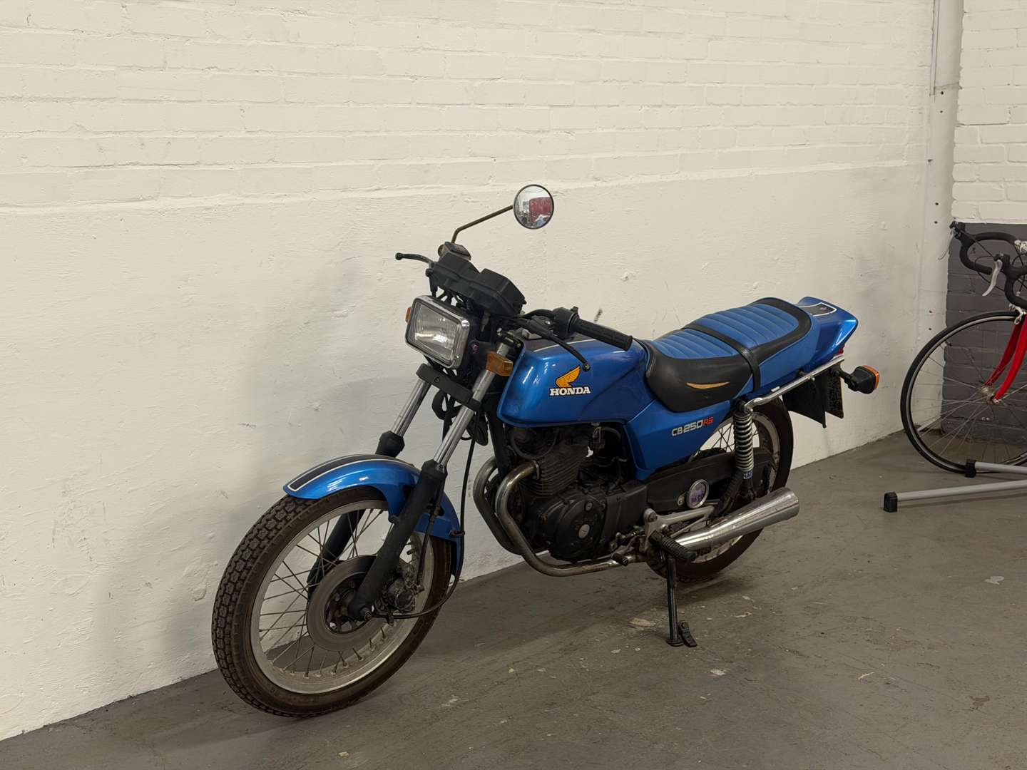 <p>1981 HONDA CB250 RS</p>