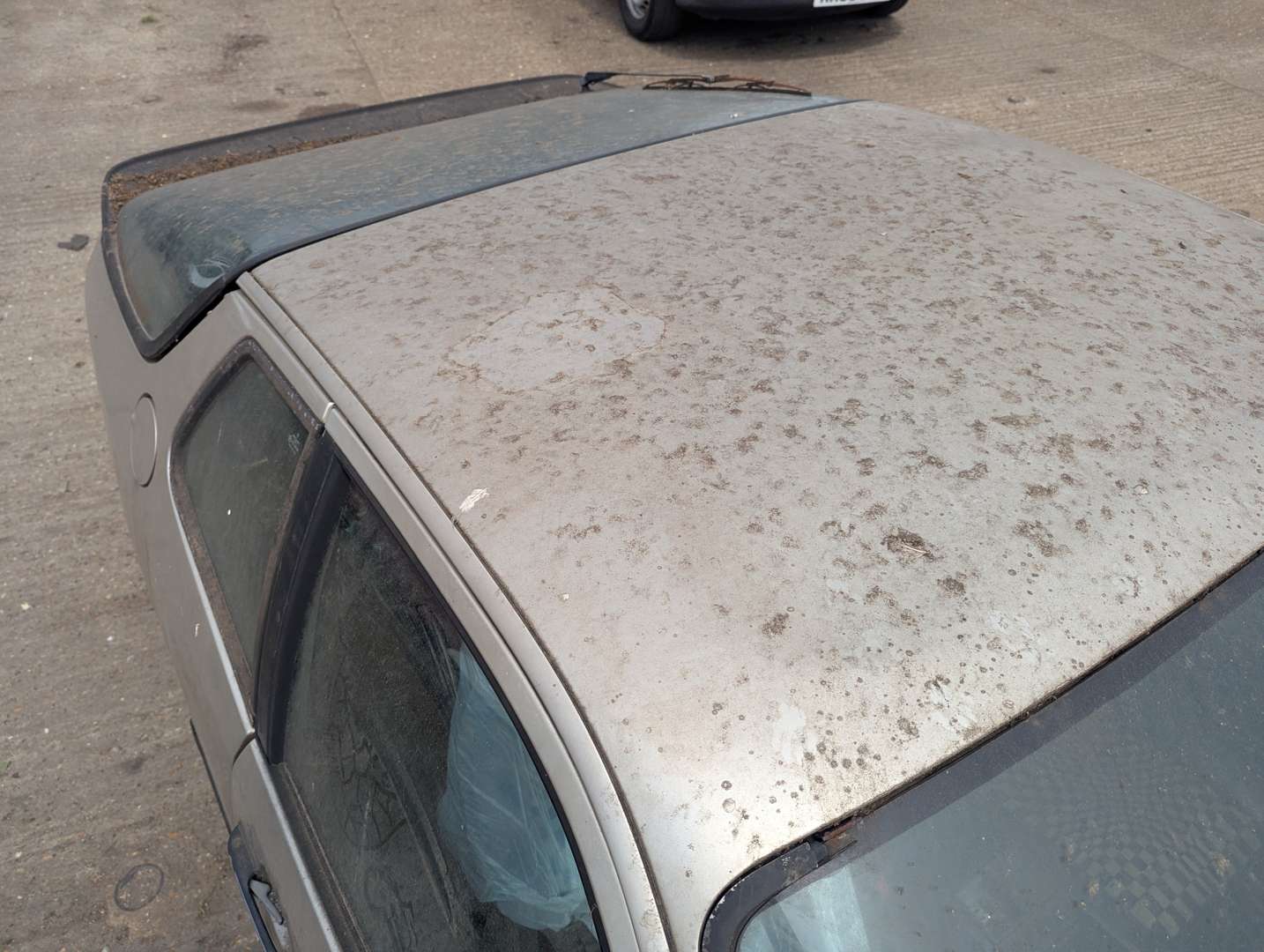 <p>1985 PORSCHE 924</p>