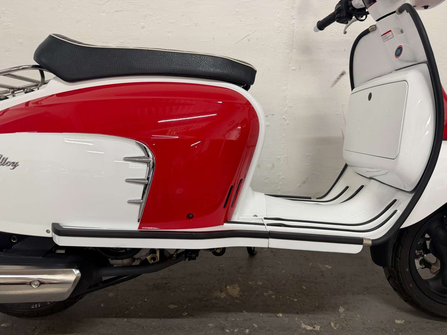 <p>2018 ROYAL ALLOY GT125</p>