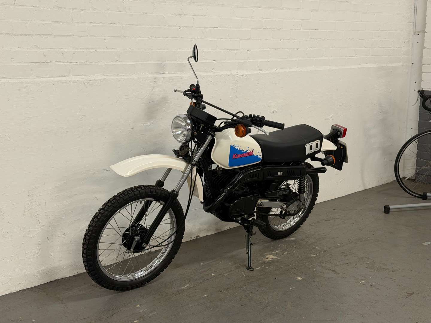 <p>1991 KAWASAKI KE100</p>