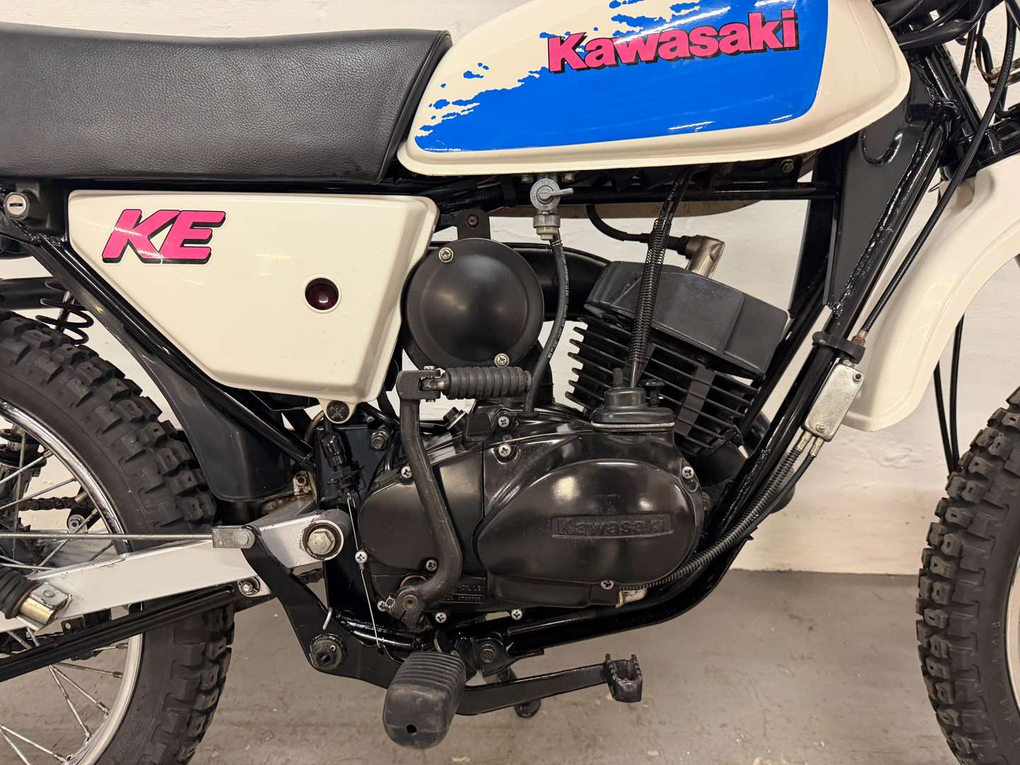 <p>1991 KAWASAKI KE100</p>