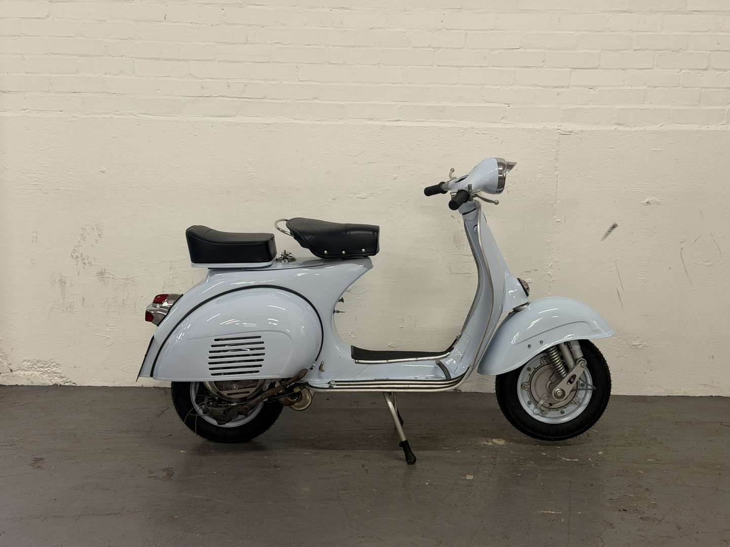 <p>1963 VESPA (DOUGLAS) VBB2T 150</p>