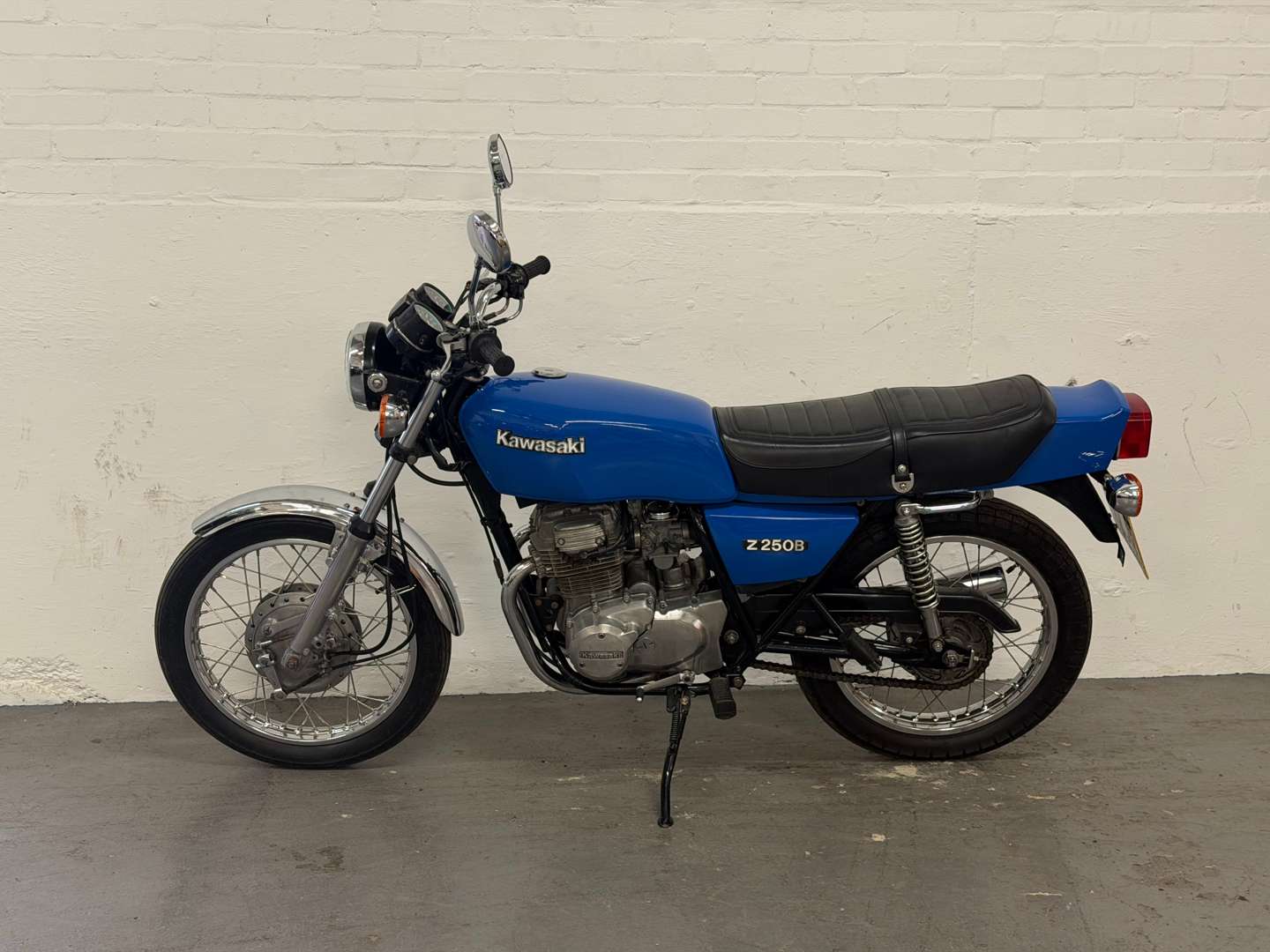 <p>1982 KAWASAKI Z250B</p>