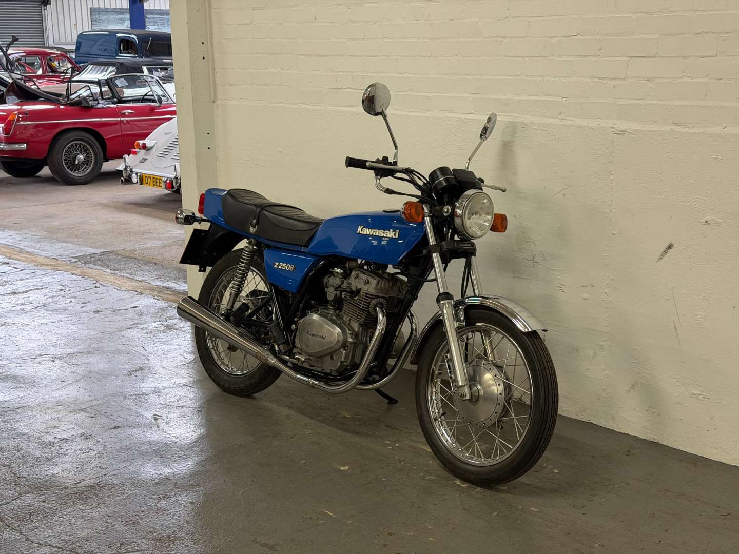 <p>1982 KAWASAKI Z250B</p>