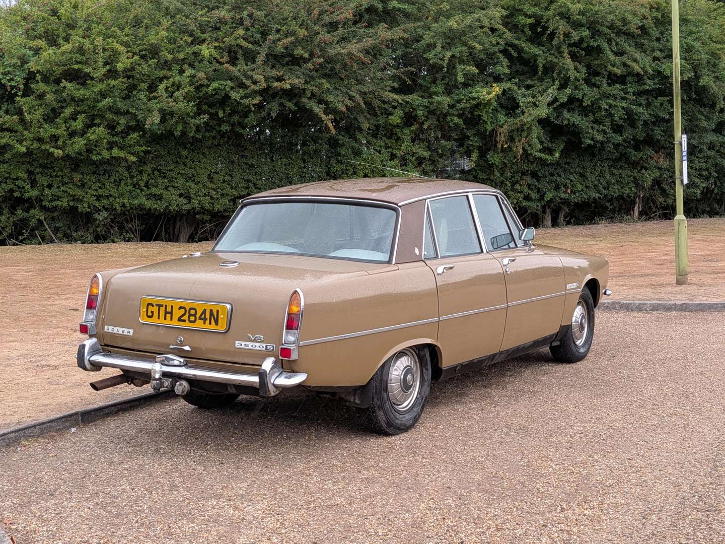 <p>1975 ROVER 3500S</p>