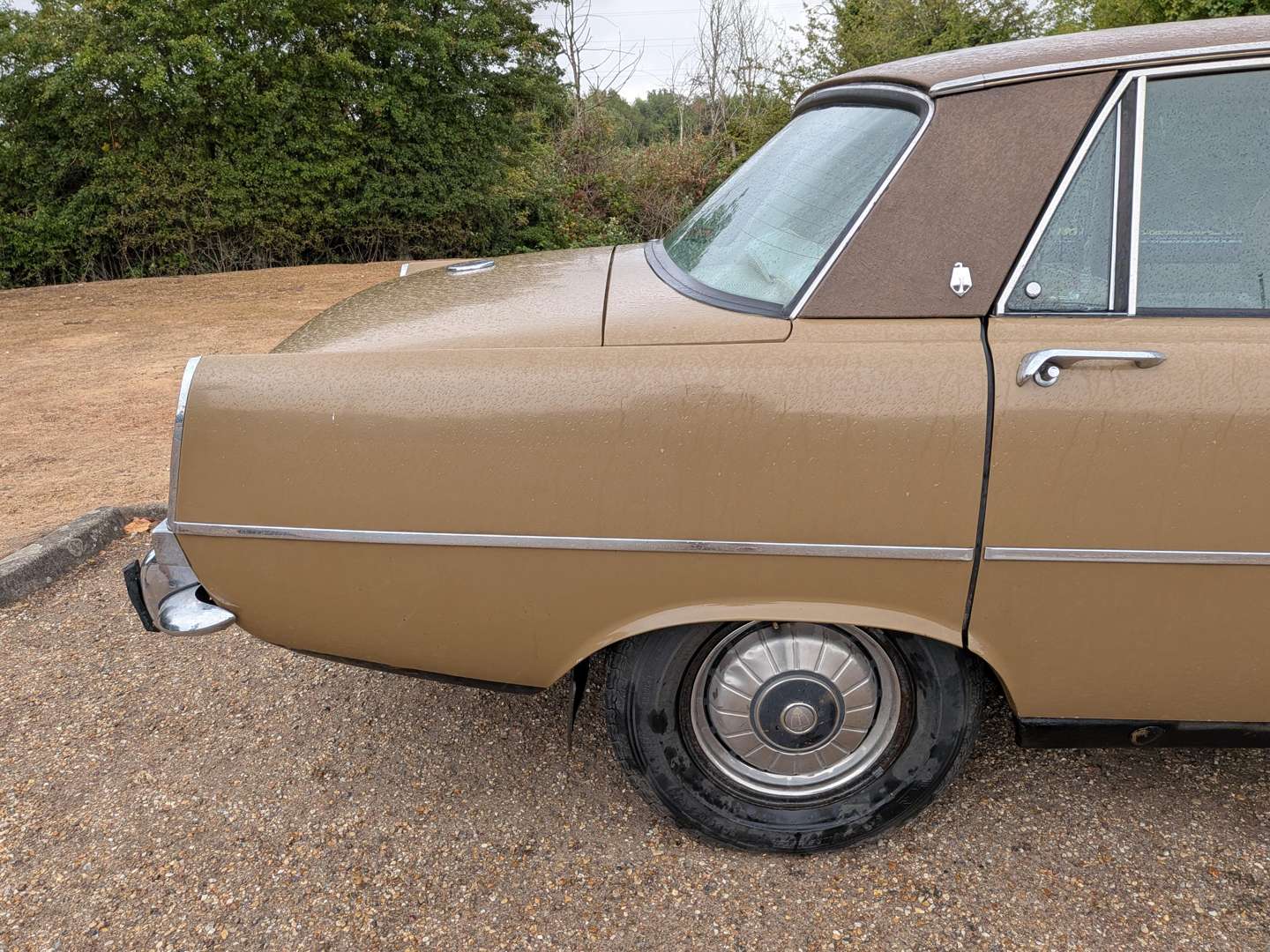<p>1975 ROVER 3500S</p>