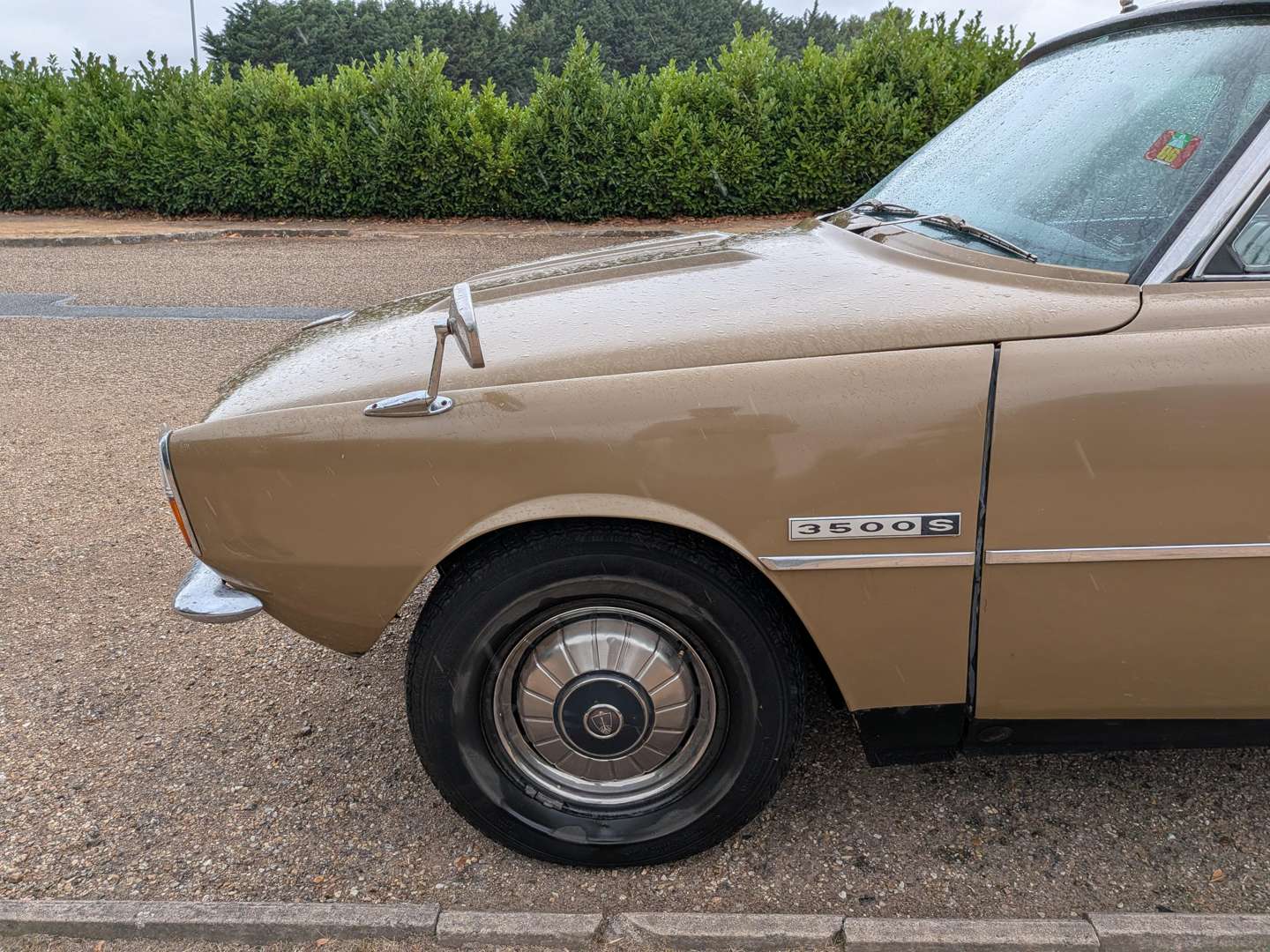 <p>1975 ROVER 3500S</p>