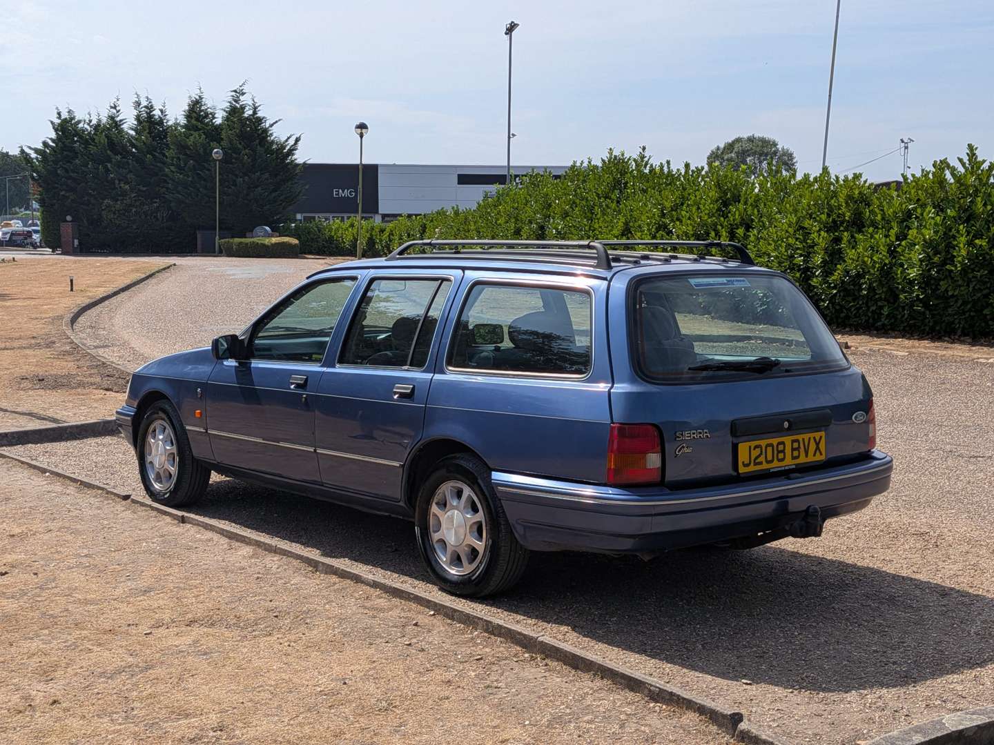 <p>1992 FORD SIERRA GHIA I AUTO ESTATE</p>