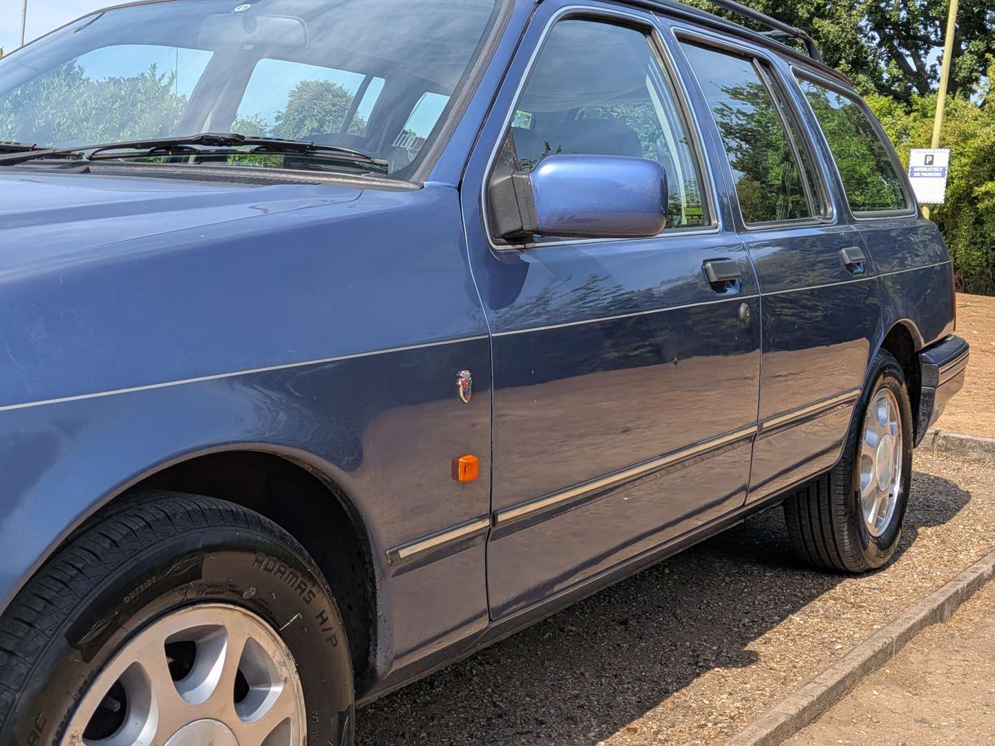 <p>1992 FORD SIERRA GHIA I AUTO ESTATE</p>