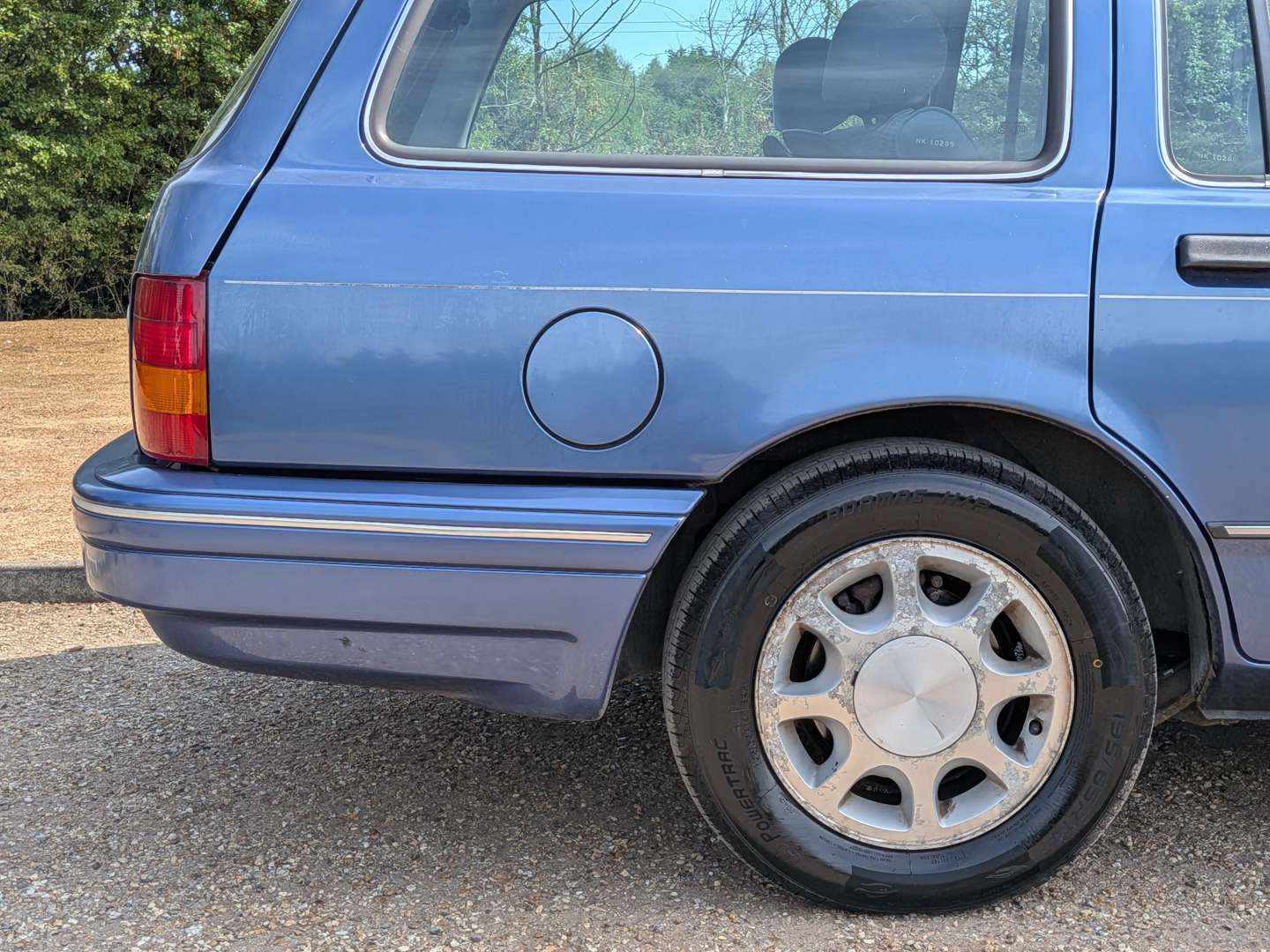 <p>1992 FORD SIERRA GHIA I AUTO ESTATE</p>