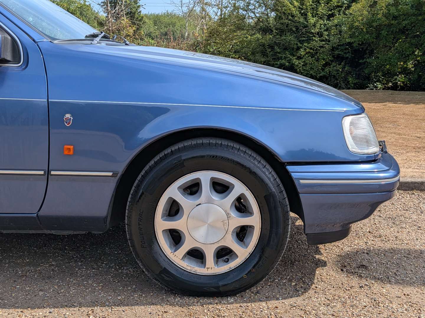 <p>1992 FORD SIERRA GHIA I AUTO ESTATE</p>