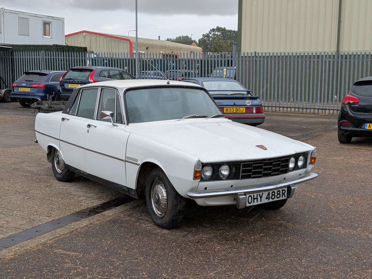 <p>1977 ROVER 2200 SC</p>