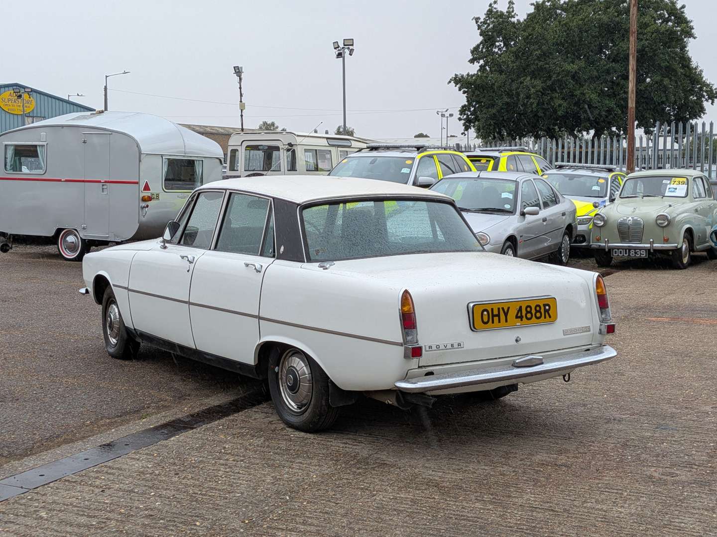 <p>1977 ROVER 2200 SC</p>