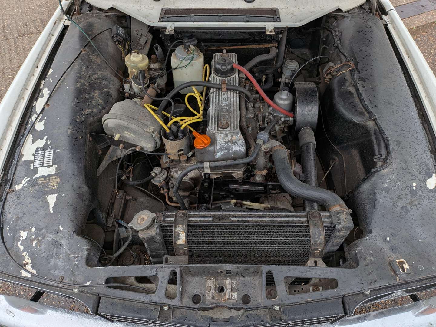 <p>1977 ROVER 2200 SC</p>