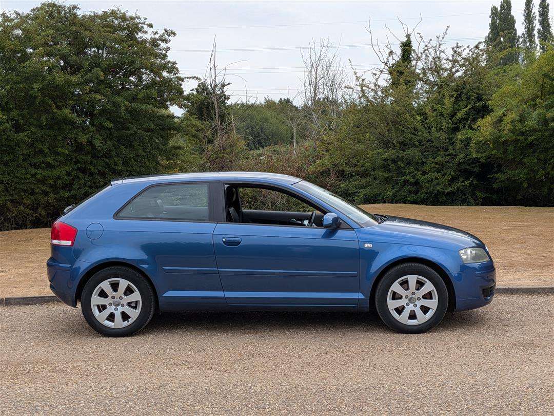 <p>2004 AUDI A3 SE</p>