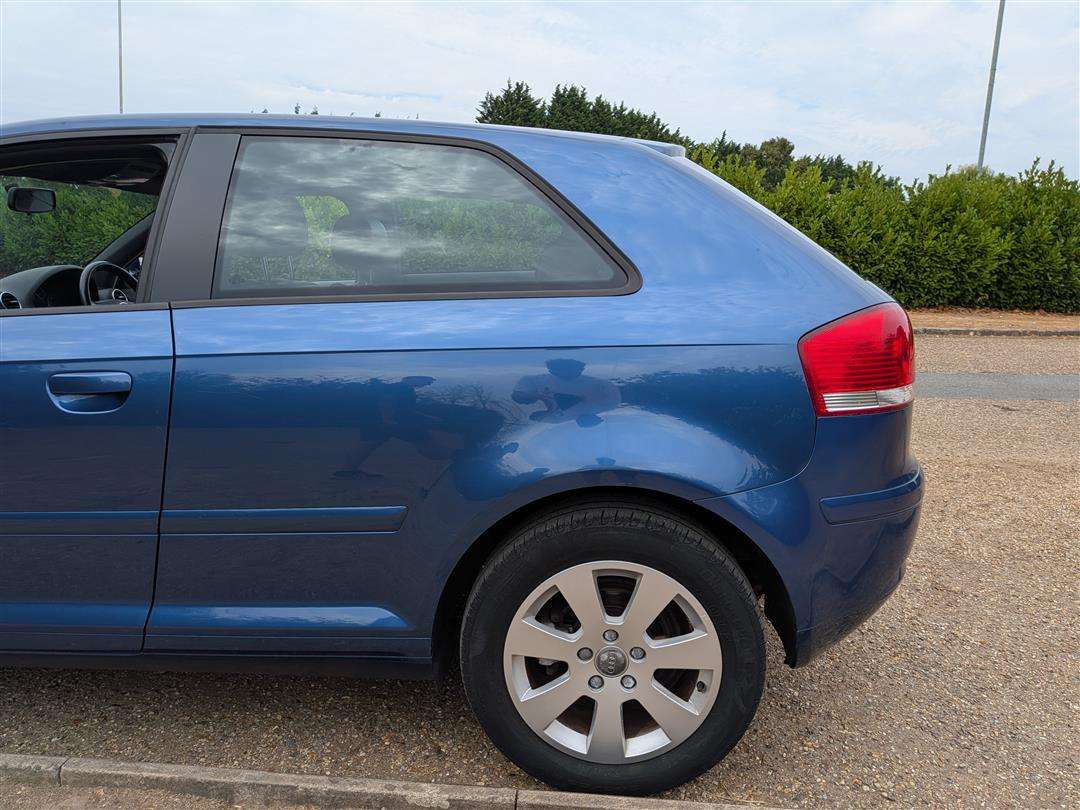 <p>2004 AUDI A3 SE</p>