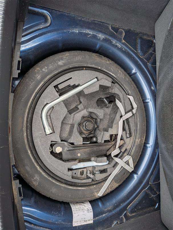 <p>2004 AUDI A3 SE</p>