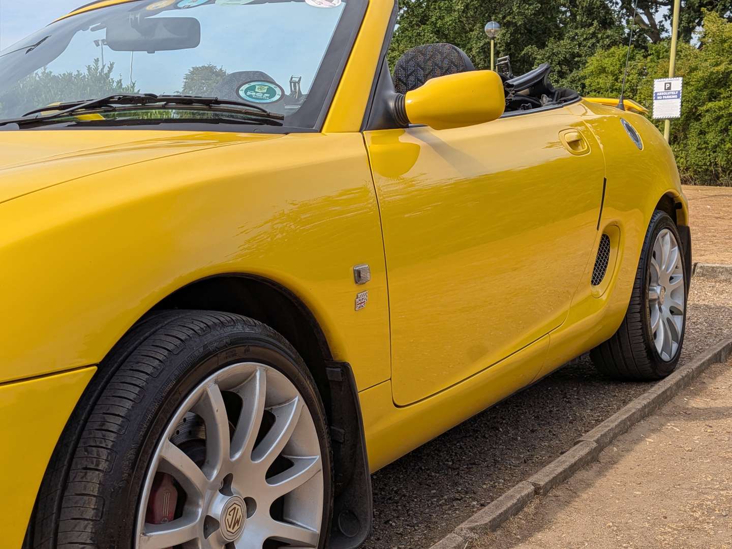 <p>2001 MG F TROPHY 160</p>