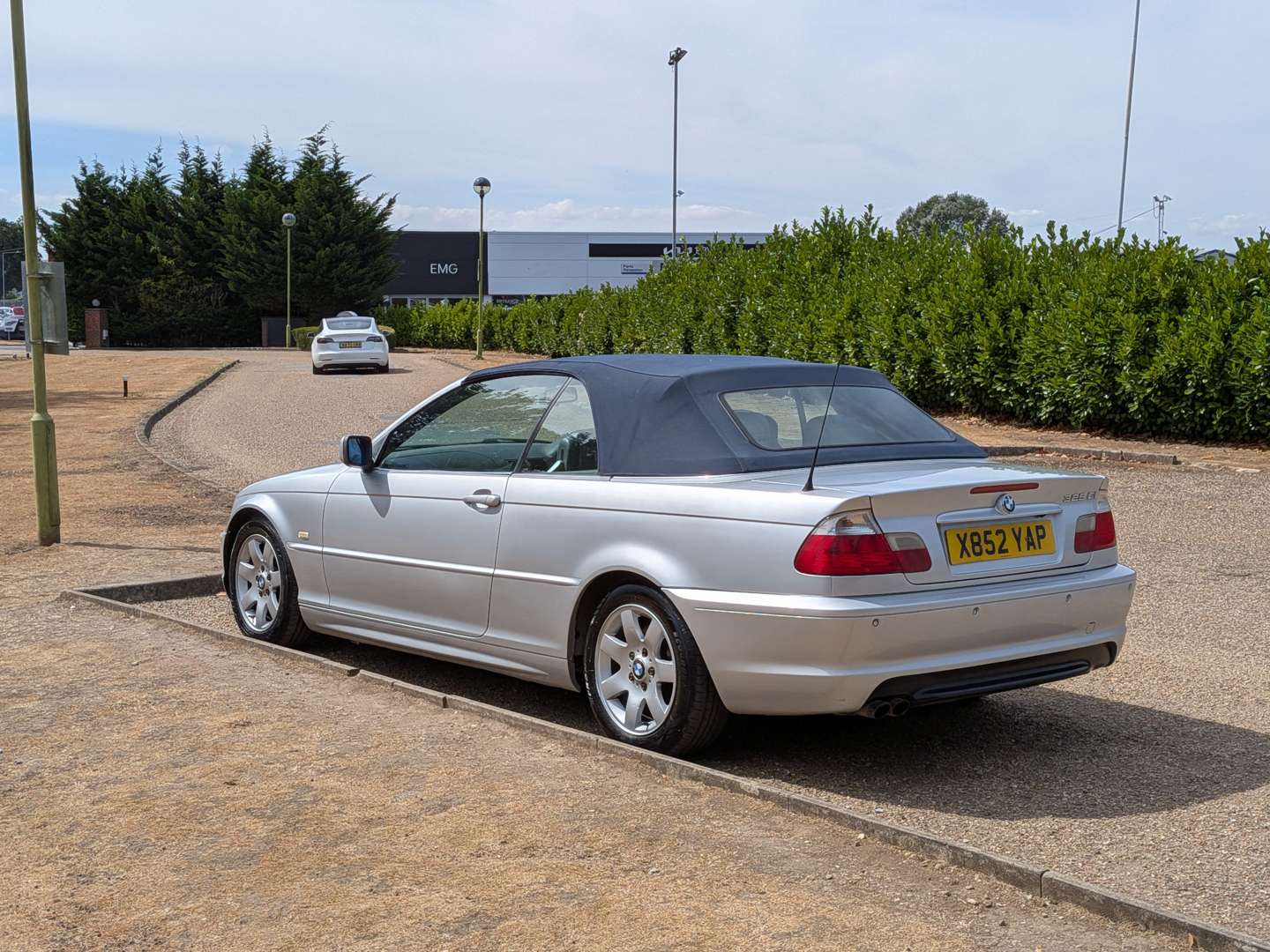 <p>2000 BMW 325CI E46</p>